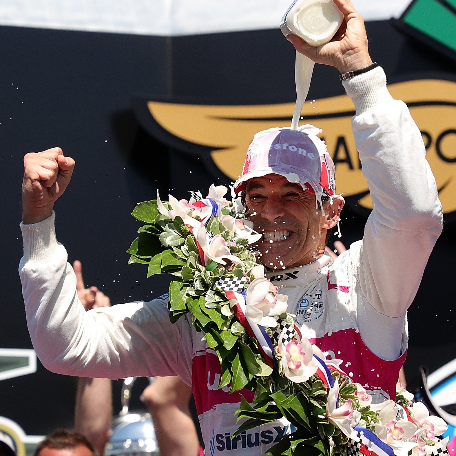 Helio Castroneves wins fourth career Indianapolis 500 title