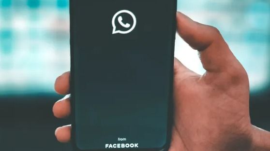 WhatsApp%20to%20allow%20users%20to%20mute%20videos%20before%20sharing%2C%20Read%20Later%20feature%20appears%20in%20testing