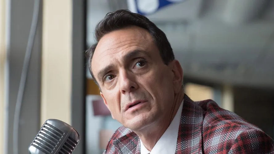 Actor Hank Azaria wants to apologize to every Indian American for his racist portrayal of Apu