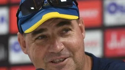 Sri Lanka coach downplays argument with skipper as ‘good debate’