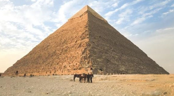 Amazon Quiz: Which river is near to these pyramids?
