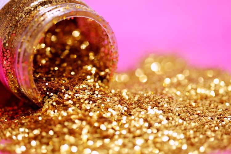 Jewellers sell gold for $1 online ahead of festive season, Indians log in to buy