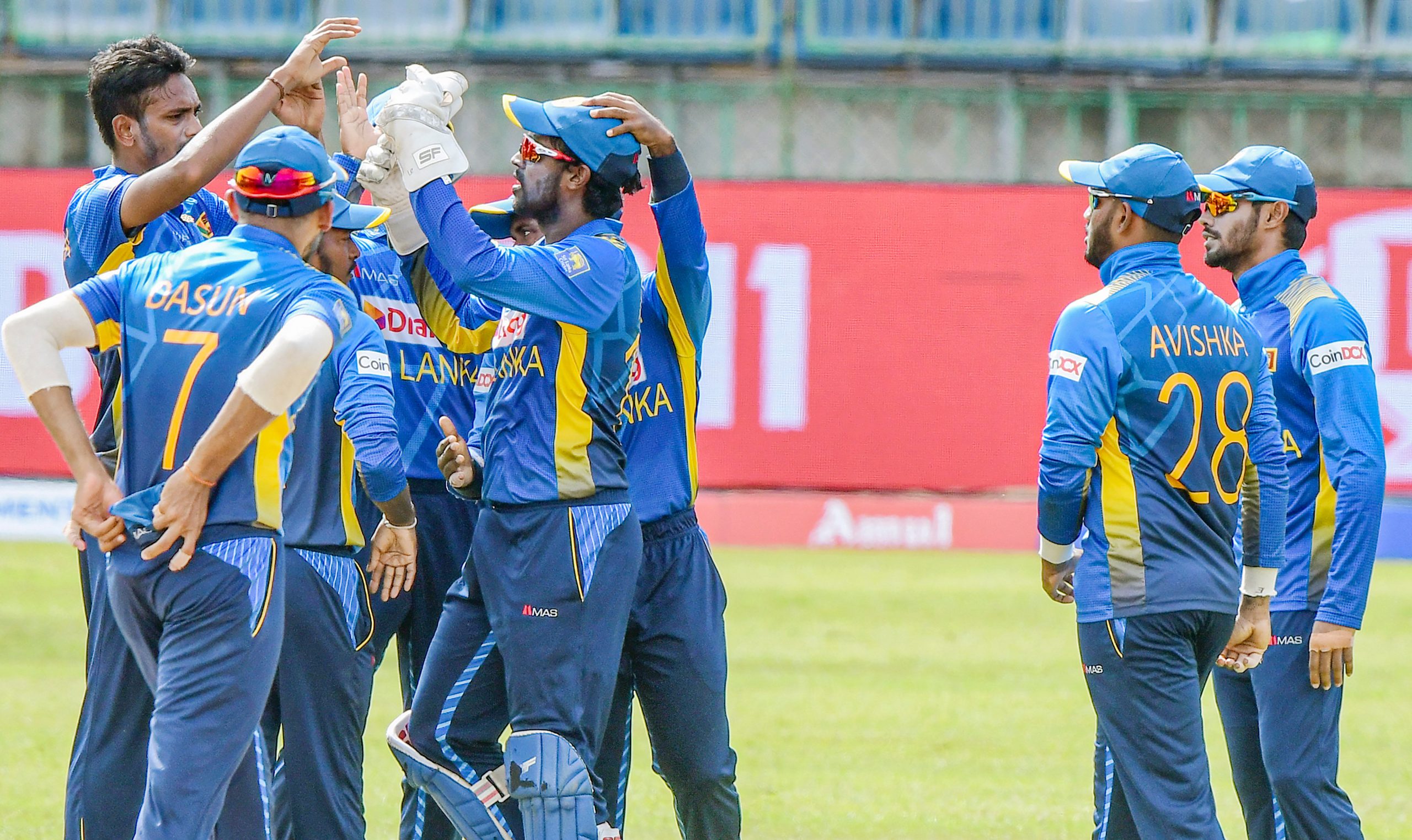 3rd ODI: Sri Lanka spinners bundle India out for 225
