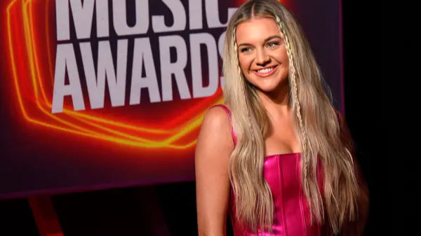 Kelsea Ballerini to host CMT Music Awards from home after testing COVID positive