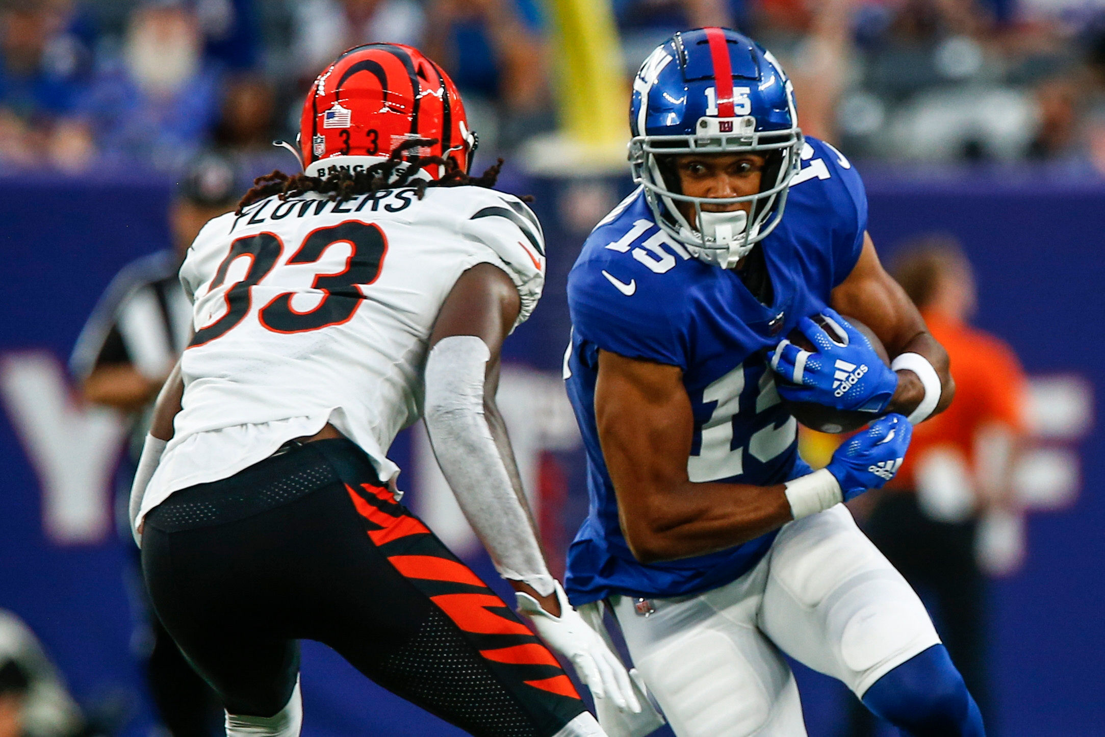 Collin Johnson carted off with leg injury during New York Giants practice