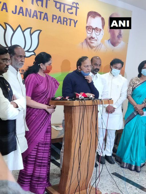 Telugu actor-turned-politician Vijayashanti joins Bharatiya Janata Party