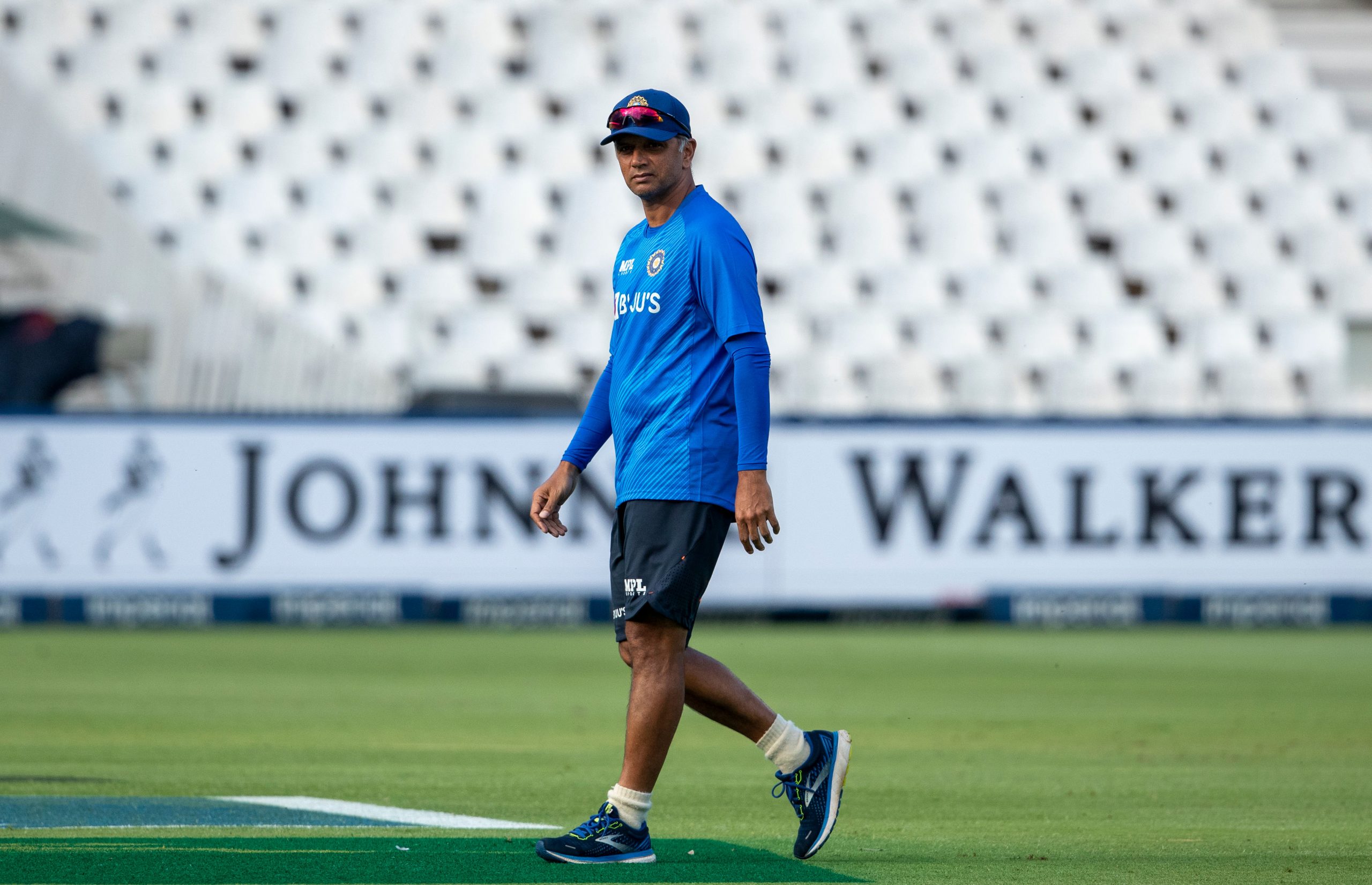 India vs Pakistan in Asia Cup 2022: Rahul Dravid recovers from COVID, joins team