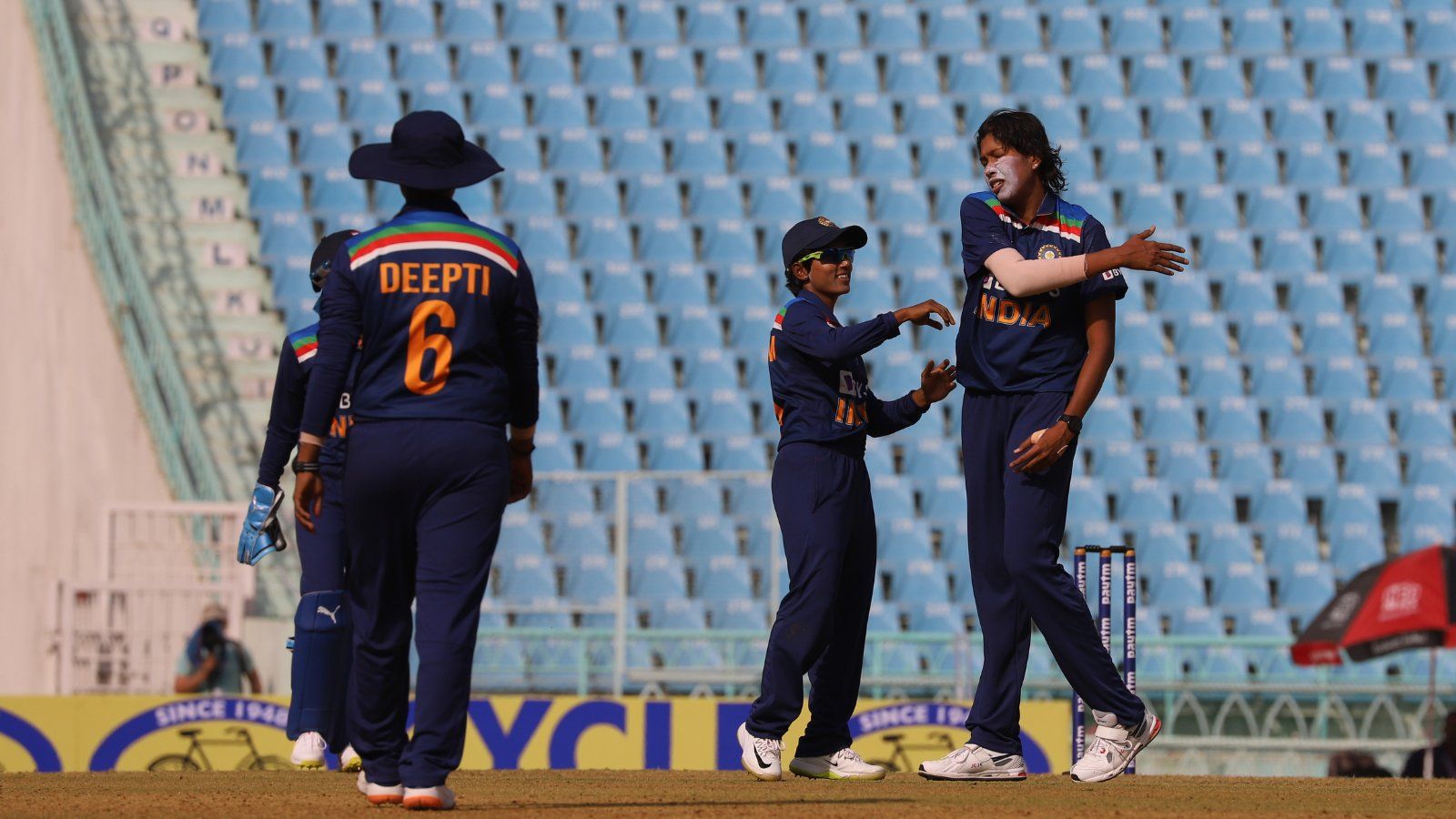 India vs South Africa women’s ODI: Visitors restricted to 157 as Jhulan Goswami snaps 4 wickets
