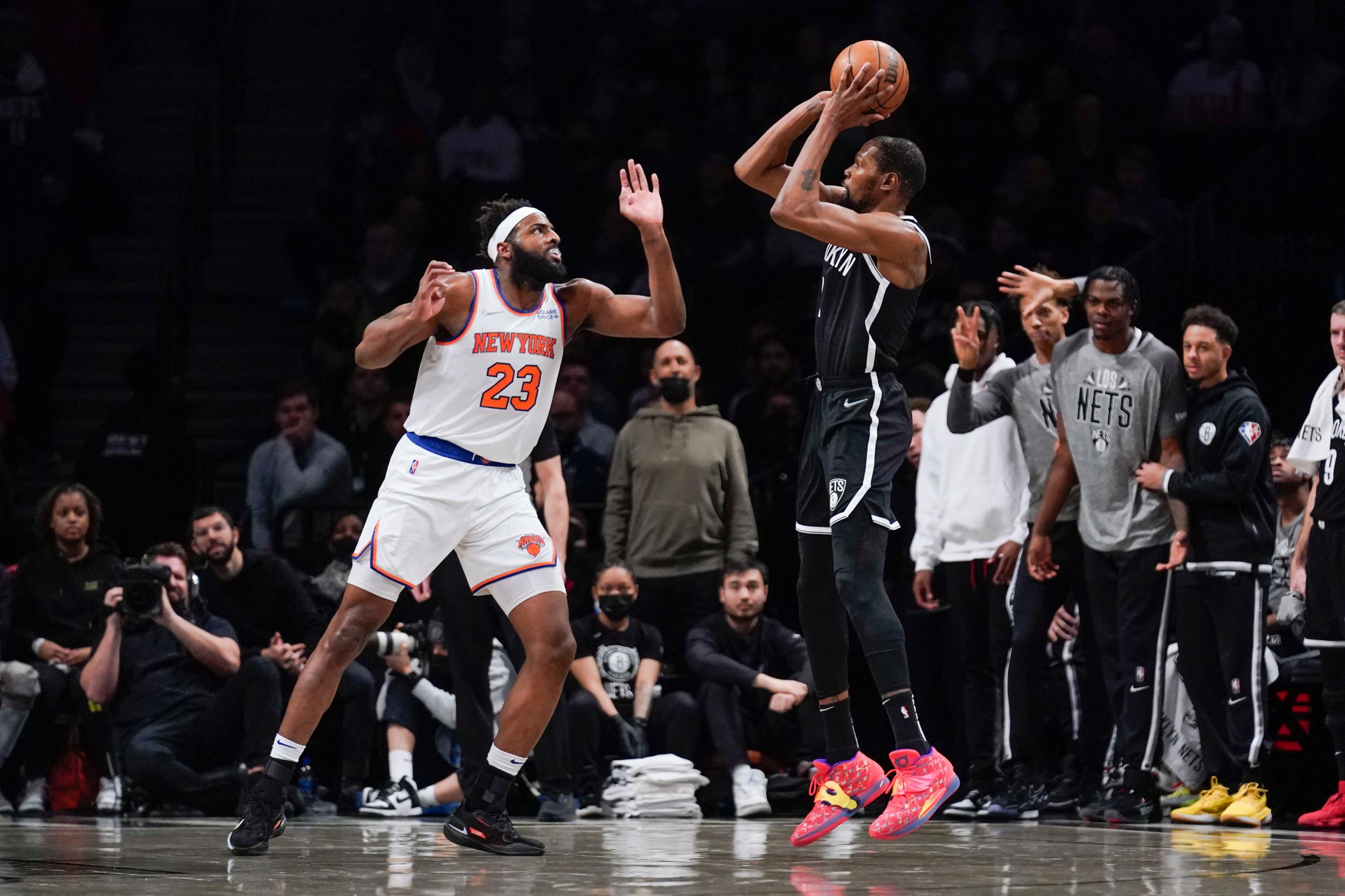 NBA: Durant scores 53, Nets edge Knicks as Irving watches