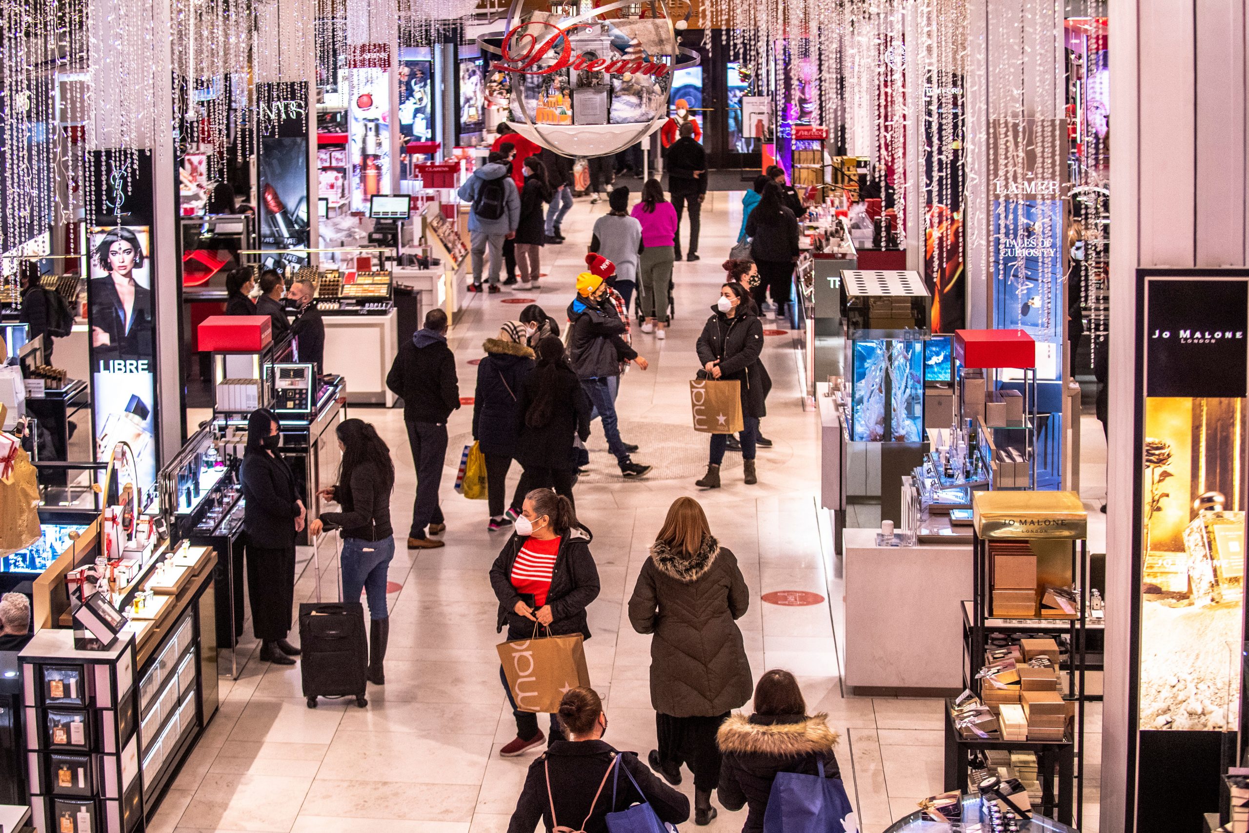 December retail sales fall 1.9% after early holiday rush