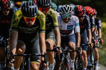 Tour de France director positive for COVID-19 but peloton negative