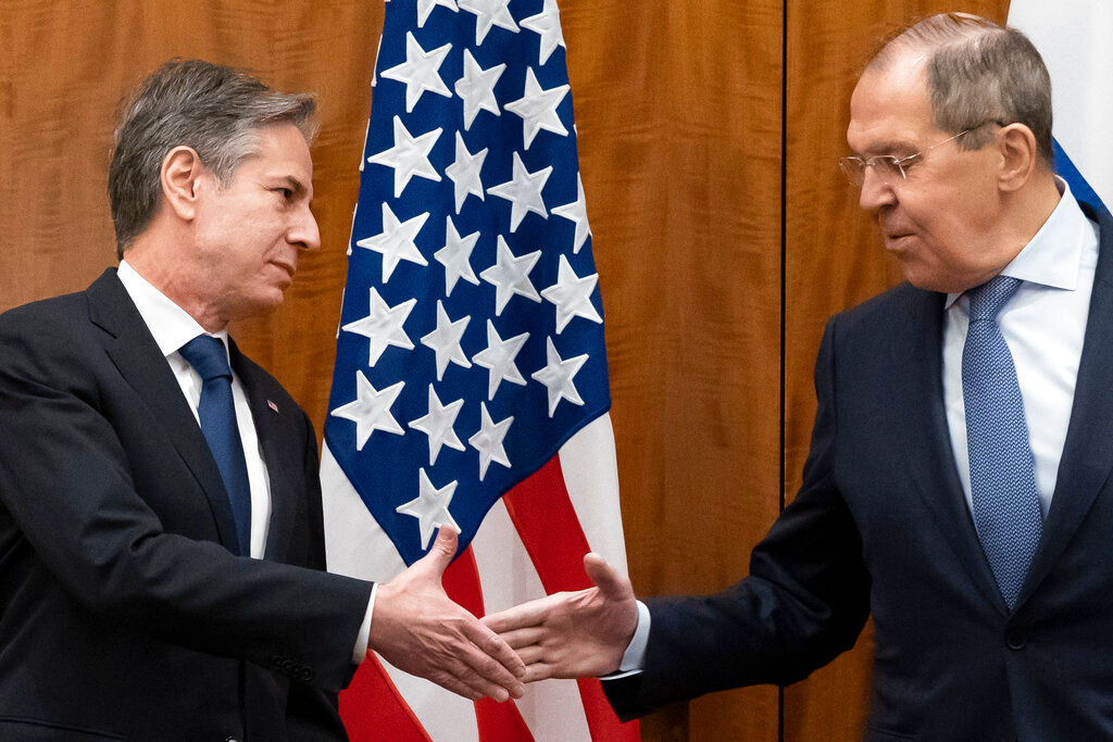 US and Russia agree to continue negotiations over Ukraine standoff