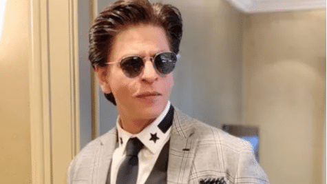 Watch: Shah Rukh Khan is loving himself on the ‘biggest screen in the world’