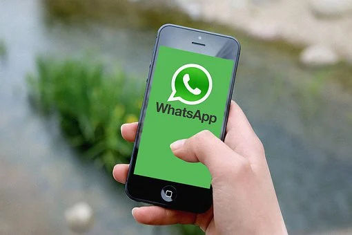 WhatsApp outage: Social media floods with memes