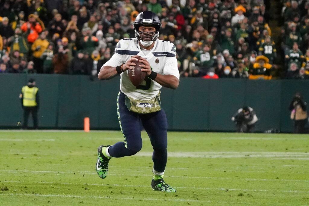NFL: Star QB Russell Wilson wishes to play for another decade, plans to own a team