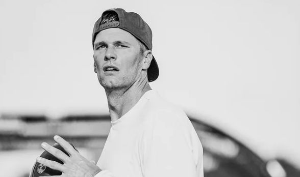 Tom Brady leaves Tampa Bay Buccaneers training to deal with personal issues