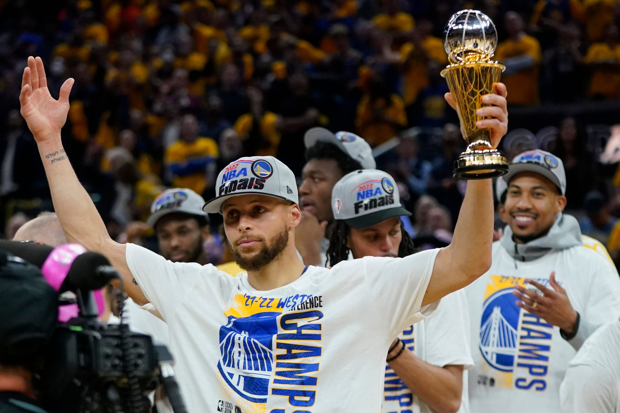 Stephen Curry adds first-ever NBA conference MVP trophy to a crowded shelf