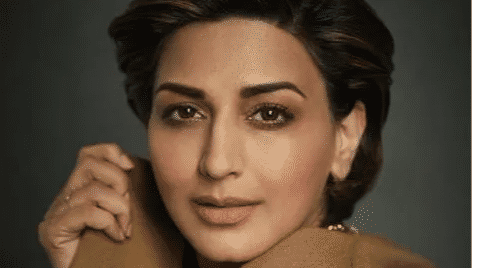 ‘Sun, sea… sand’: Sonali Bendre lists things she misses in throwback post