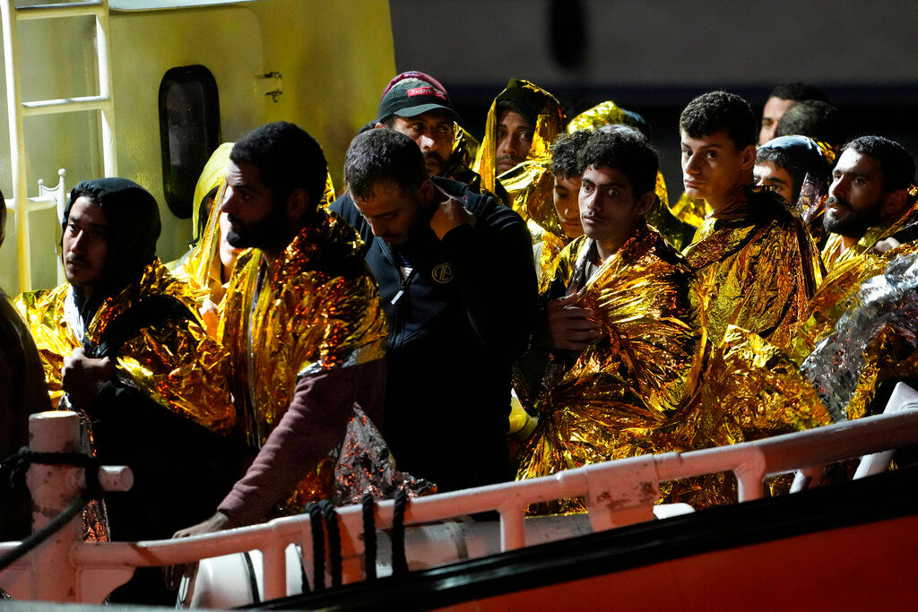Italian Coast Guard rescues ‘soaked and shivering’ migrants from fishing boat