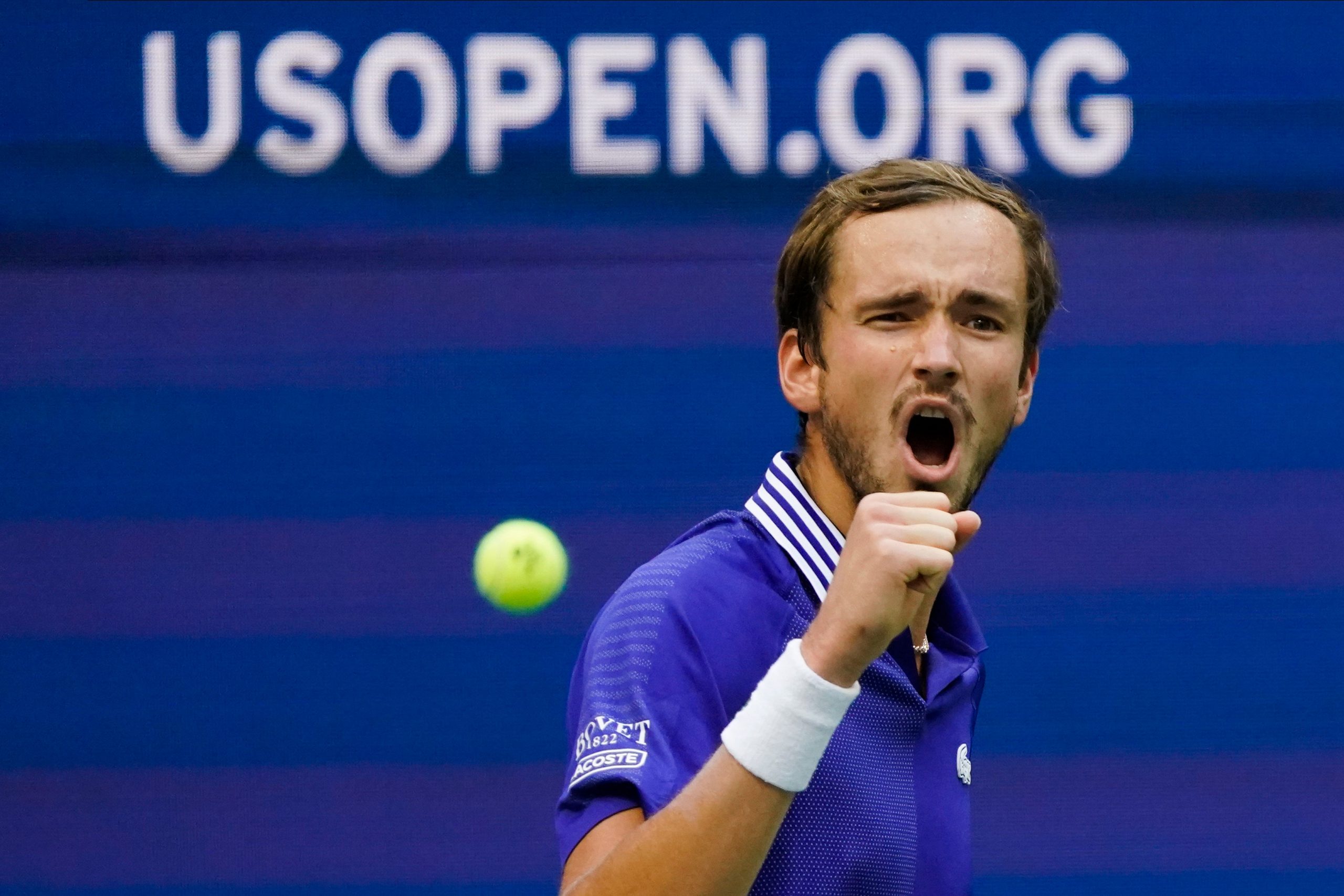 Medvedev pips Auger-Aliassime in ‘strange match’, enters US Open final