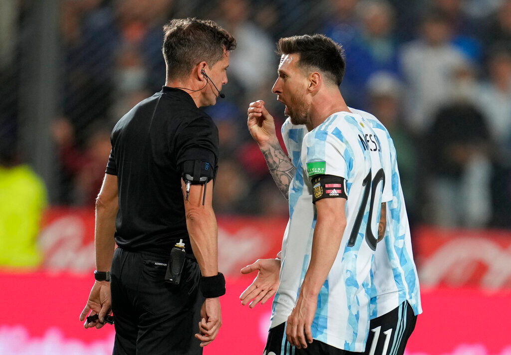 Argentina qualifies for World Cup after 0-0 draw against Brazil
