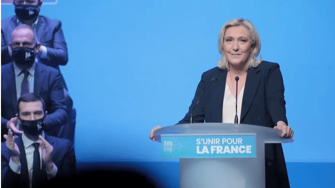 Marine Le Pen stands by bid to sanitise French far-right