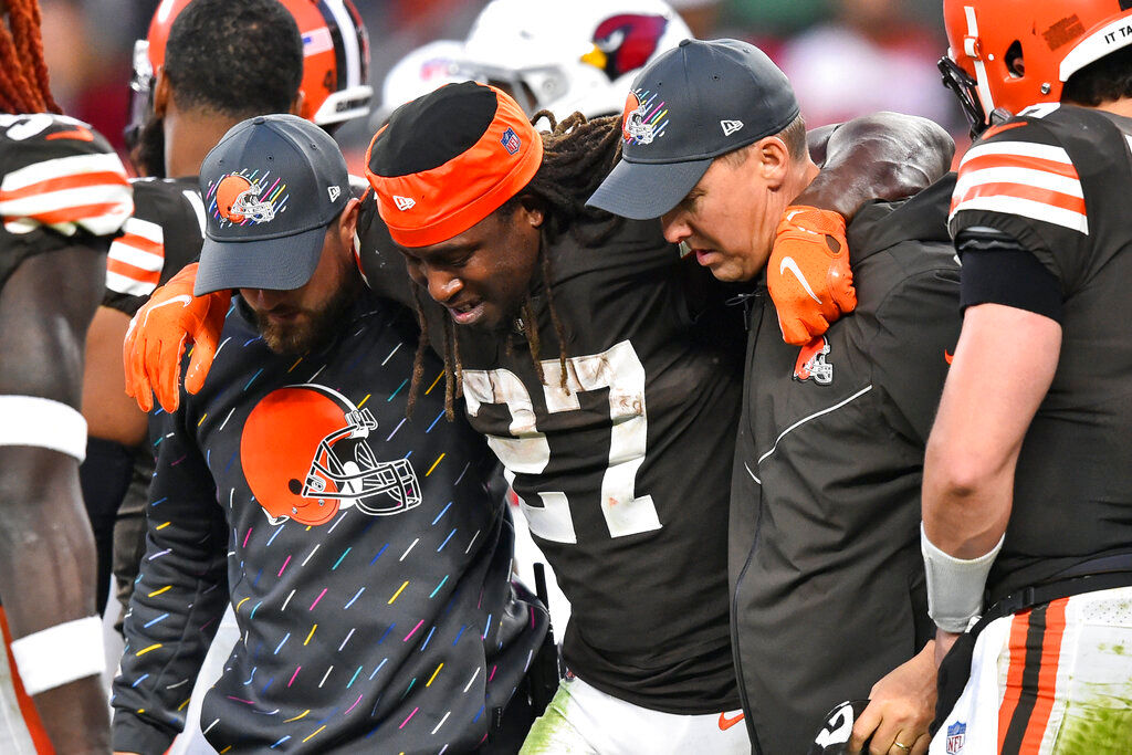 NFL: Cleveland Browns RB Kareem Hunt to be out for a month with calf injury