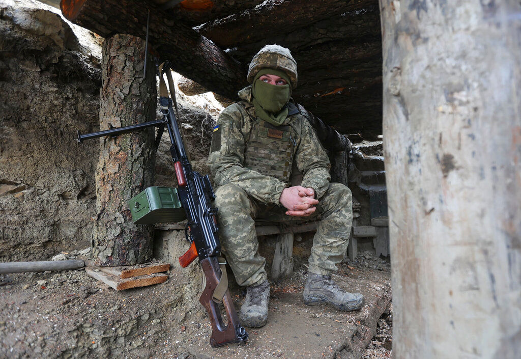 Pro-Russia separatist rebels want to arm able-bodied supporters: Reports