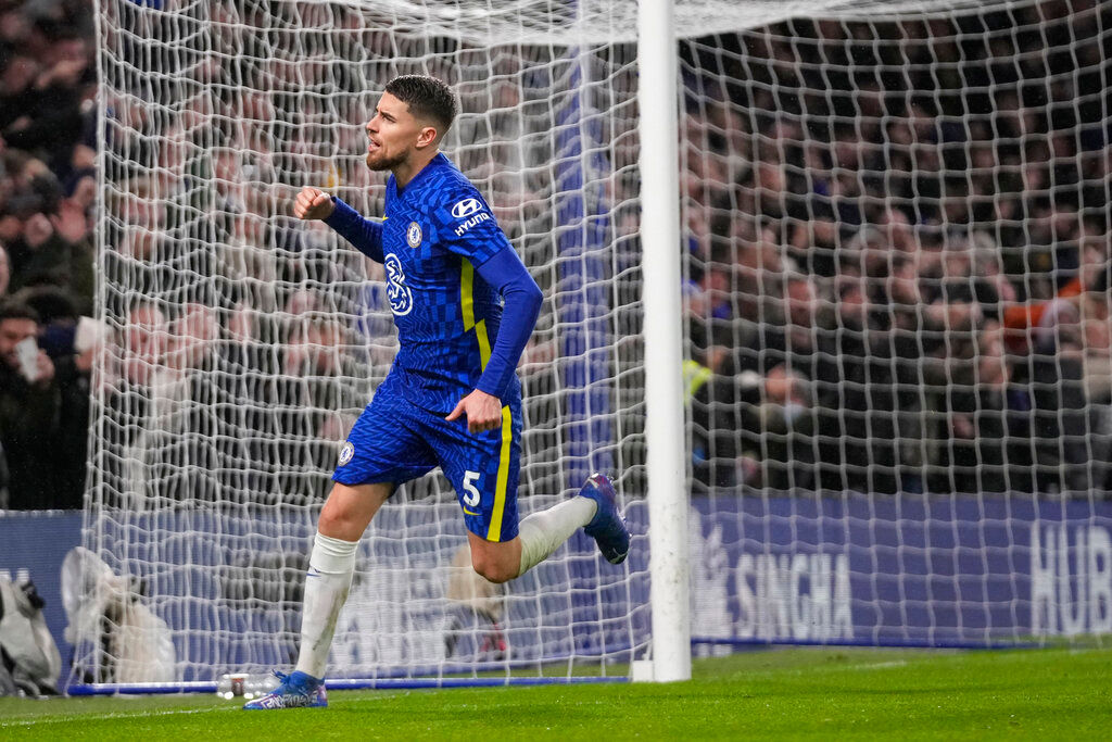 Jorginho’s stoppage-time penalty rescues Chelsea vs Leeds
