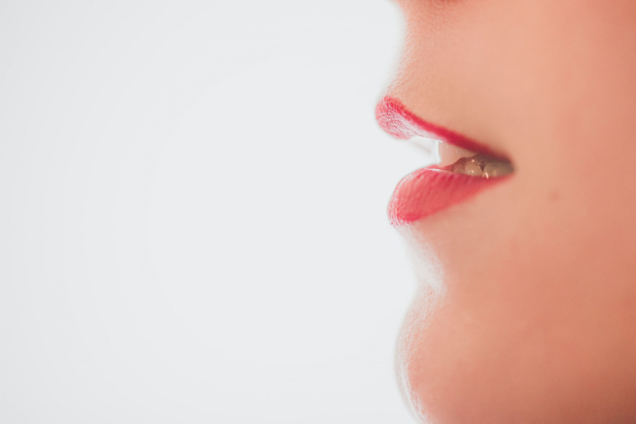 5-step routine that will leave your lips soft and pink naturally