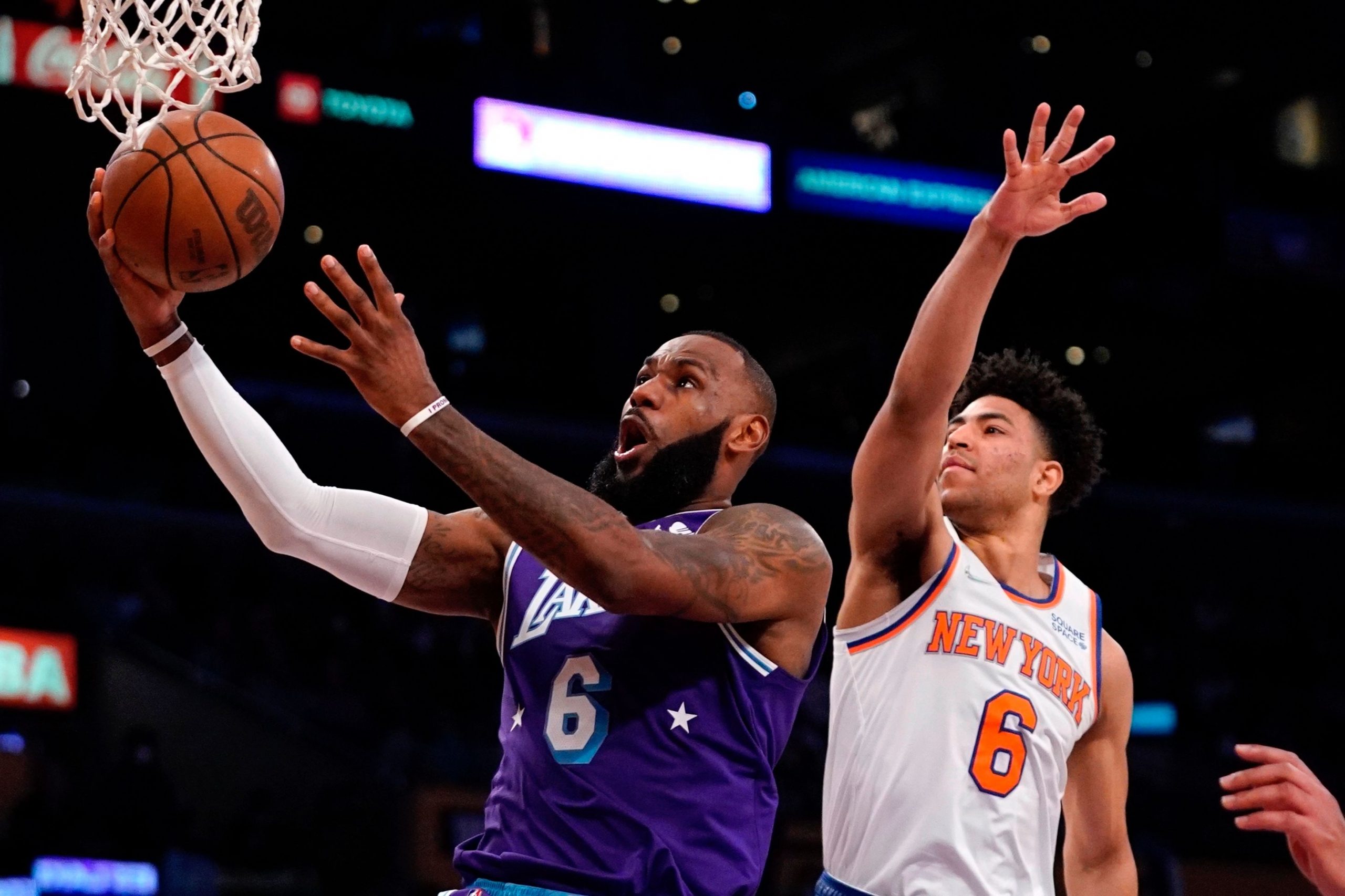 NBA: LeBron James returns with triple-double, Los Angeles Lakers beat New York Knicks in OT