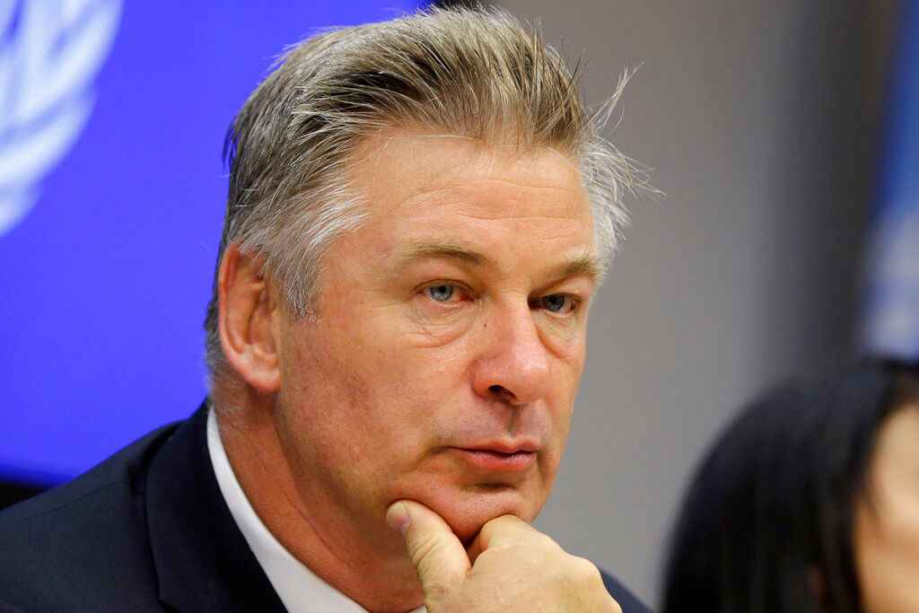 Alec Baldwin says any suggestion he’s not helping in shooting probe is a lie