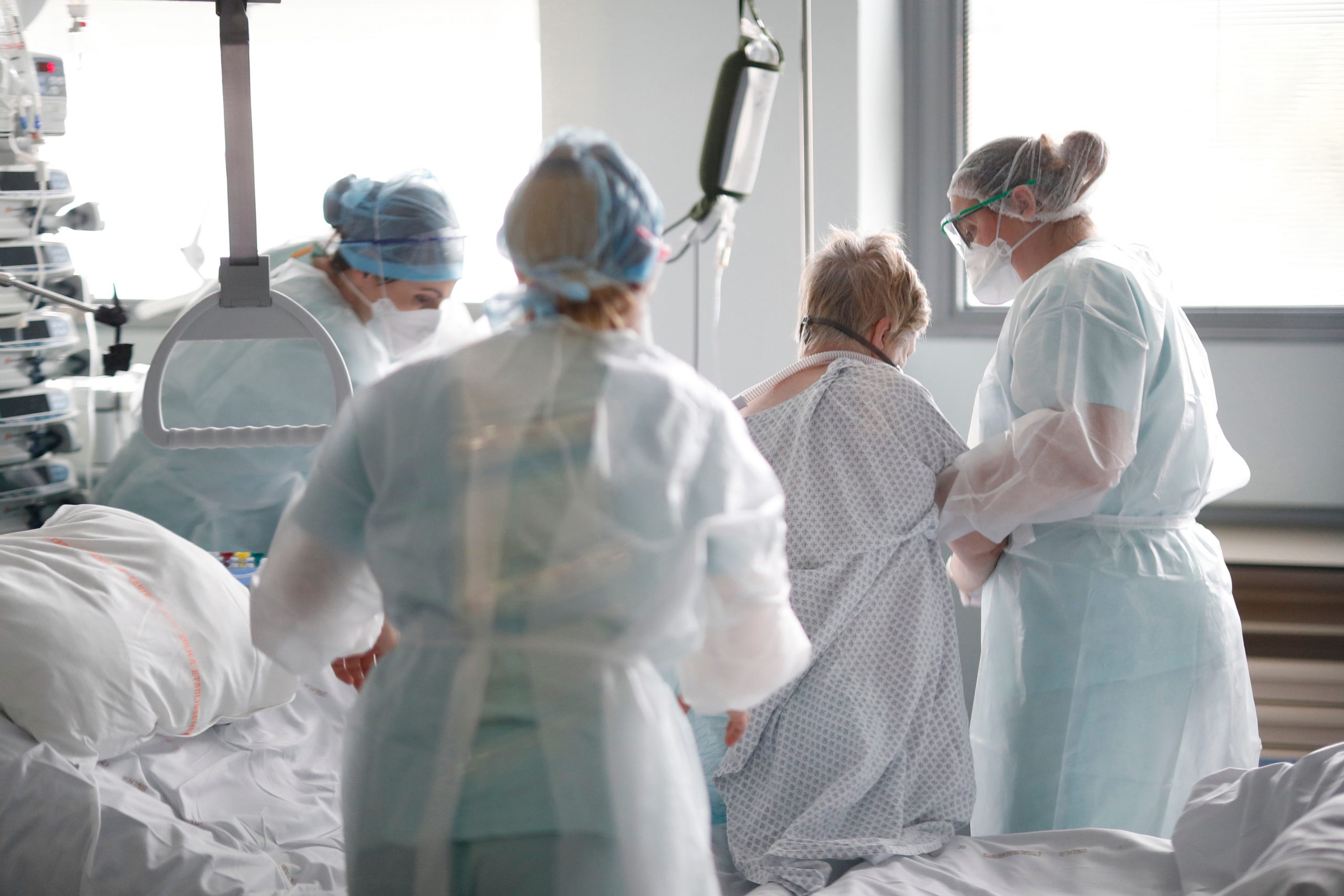 France plans to transfer patients to Germany as COVID-19 cases surge