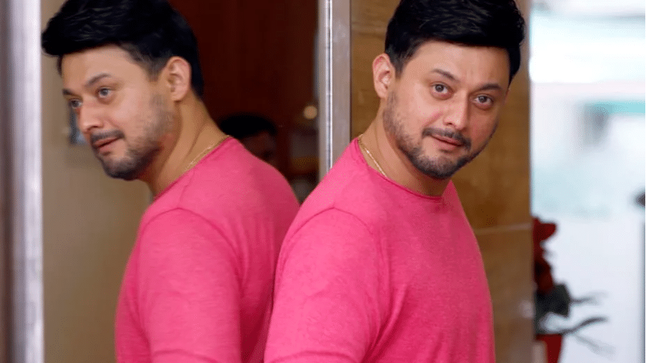 Actor Swwapnil Joshi thanks audience for breaking his image as Lord Krishna