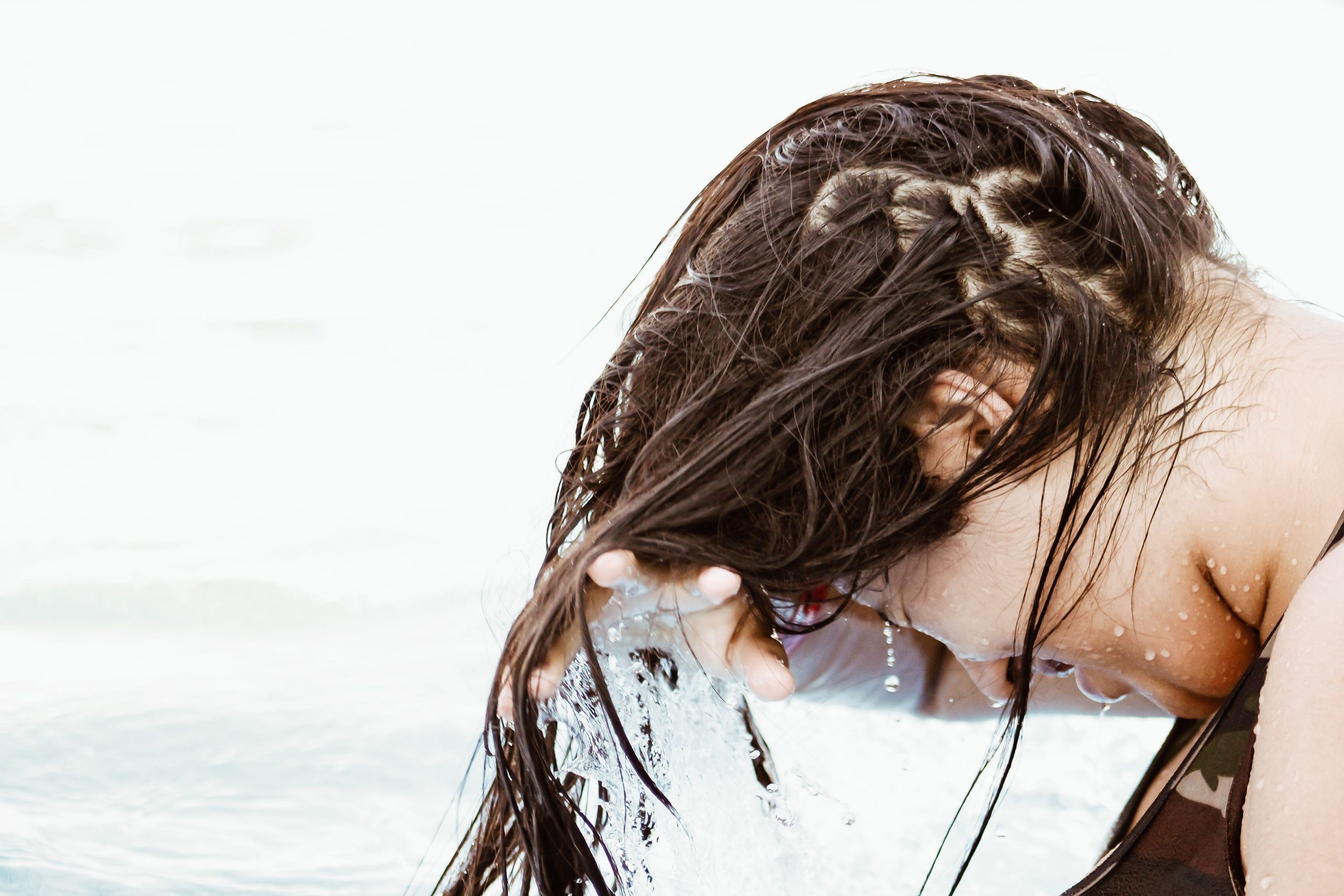 Hacks to make the most of your hair conditioner