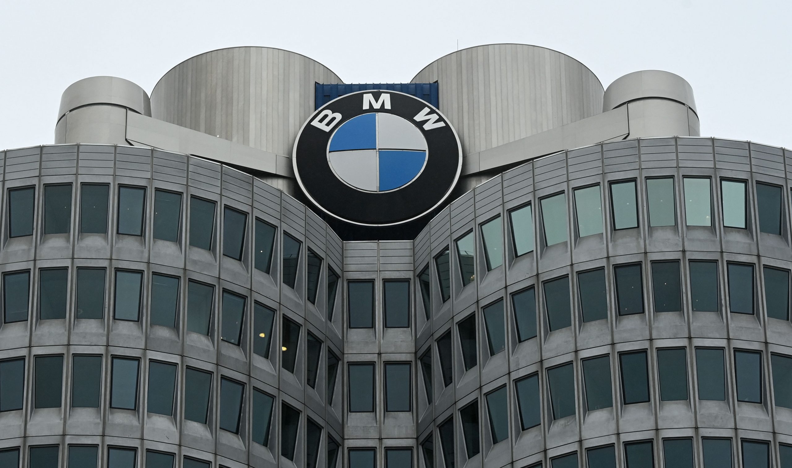 BMW expects ‘significant’ rise in 2021 earnings