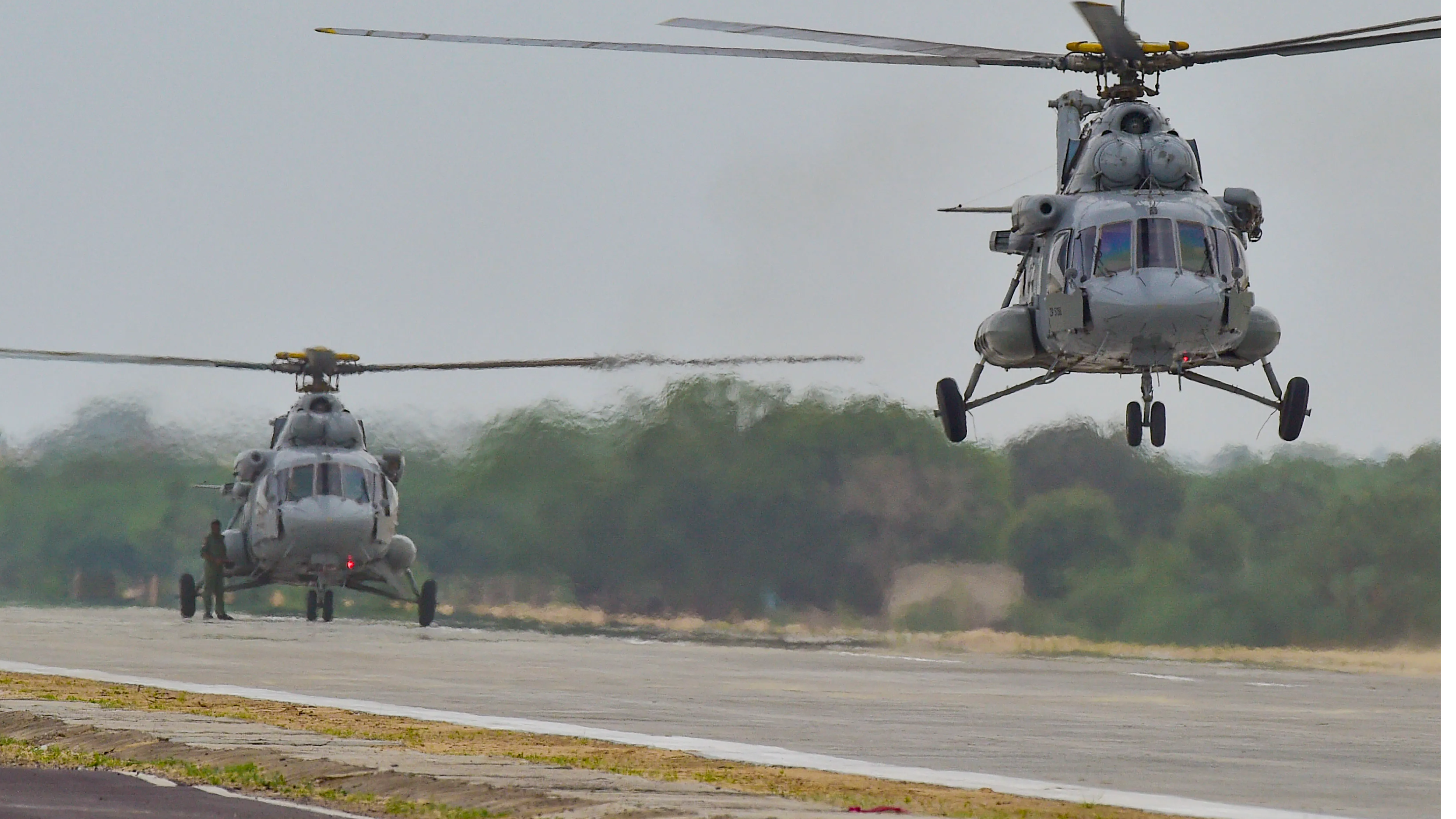 Watch: IAF aircraft make emergency landing on Rajasthan highway