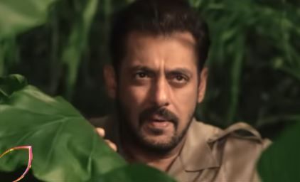 ‘Dear Akki…’: Salman Khan condoles death of friend Akshay Kumar’s mother