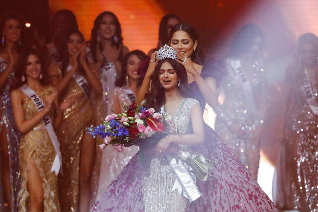 Crowned and congratulated: Wishes pour in for Miss Universe Harnaaz Sandhu