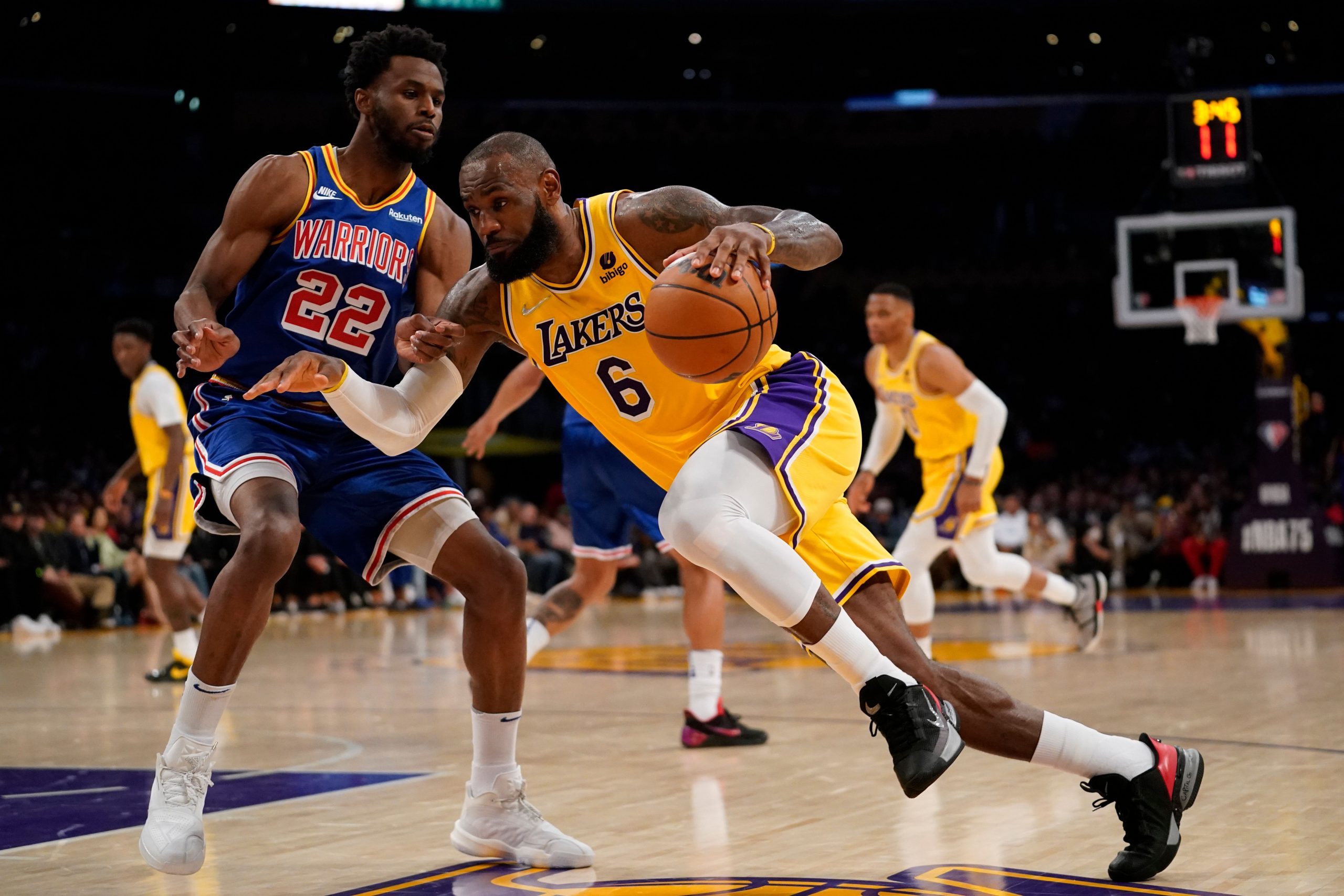 NBA: LeBron James scores 56 points, Los Angeles Lakers beat Golden State Warriors to end skid