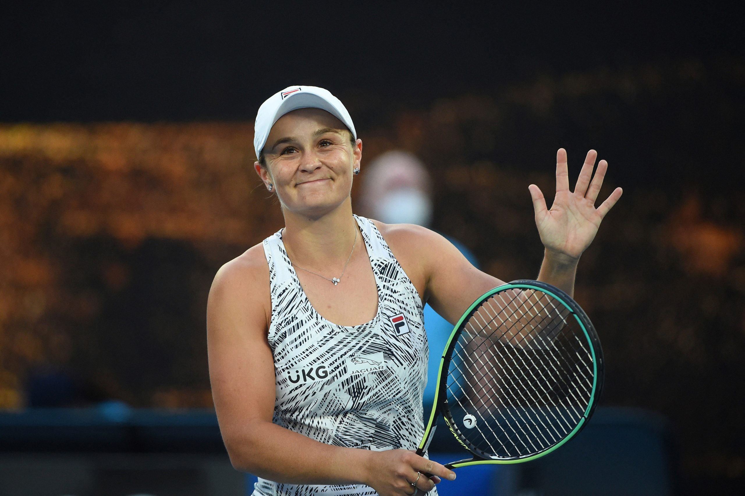 Australian Open: Ashleigh Barty cruises to semifinal beating Jessica Pegula