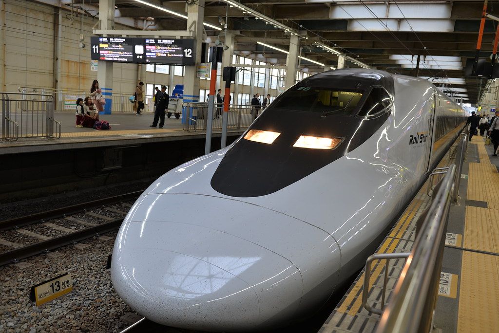 This Japan bullet train can run during an earthquake too