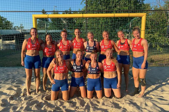 What is bikini bottoms controversy involving Norwegian womens beach handball team?