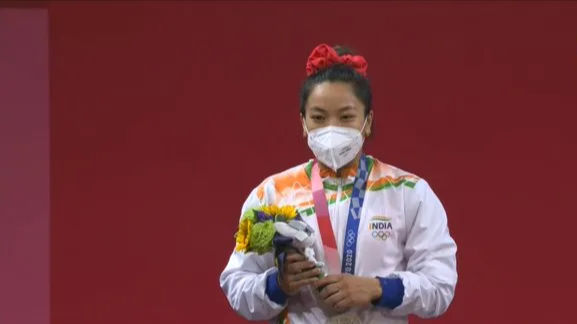 Mirabai Chanu’s family’s first reaction as they see her win at Tokyo games. Watch