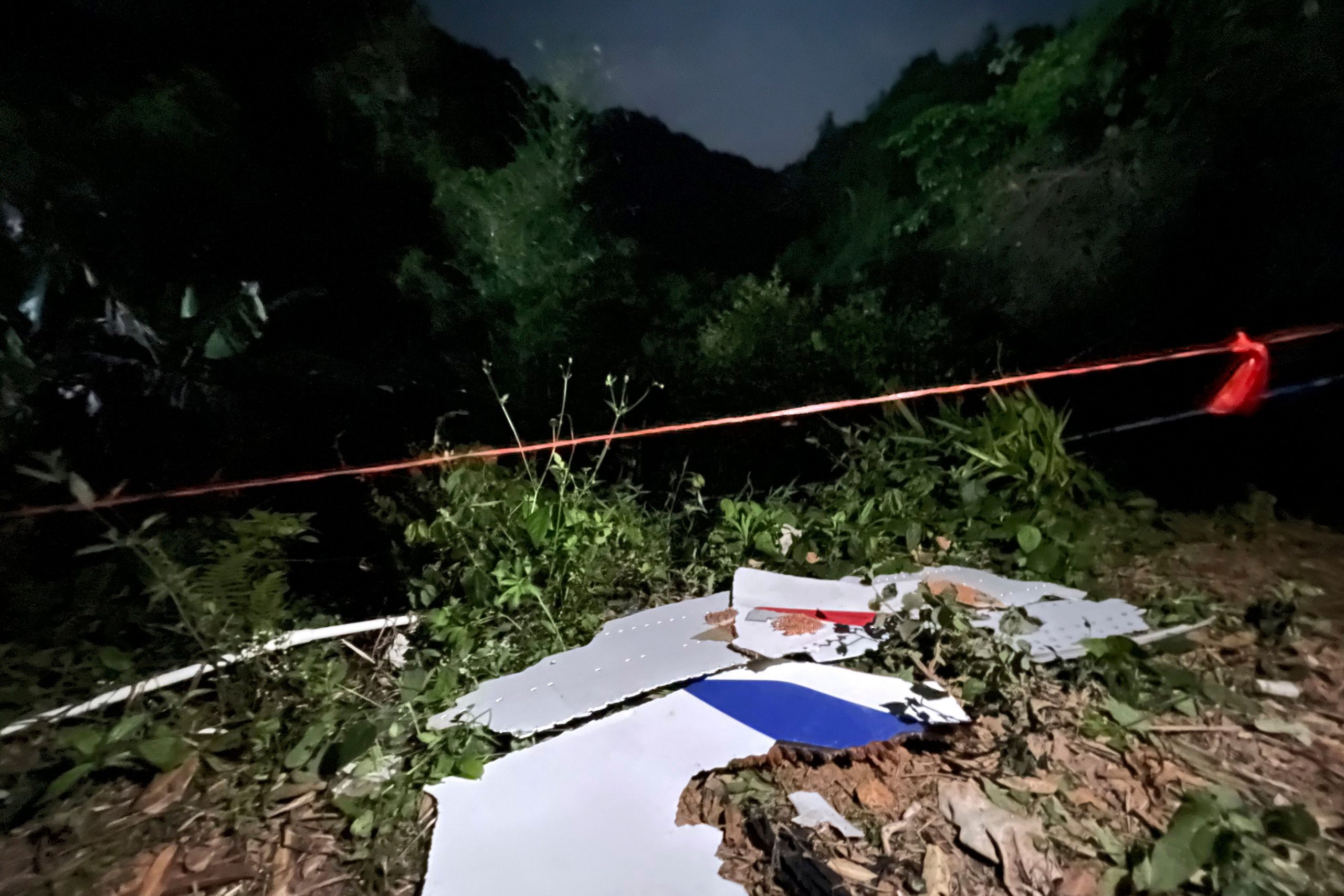 China plane crash: No survivors found in debris, state media says