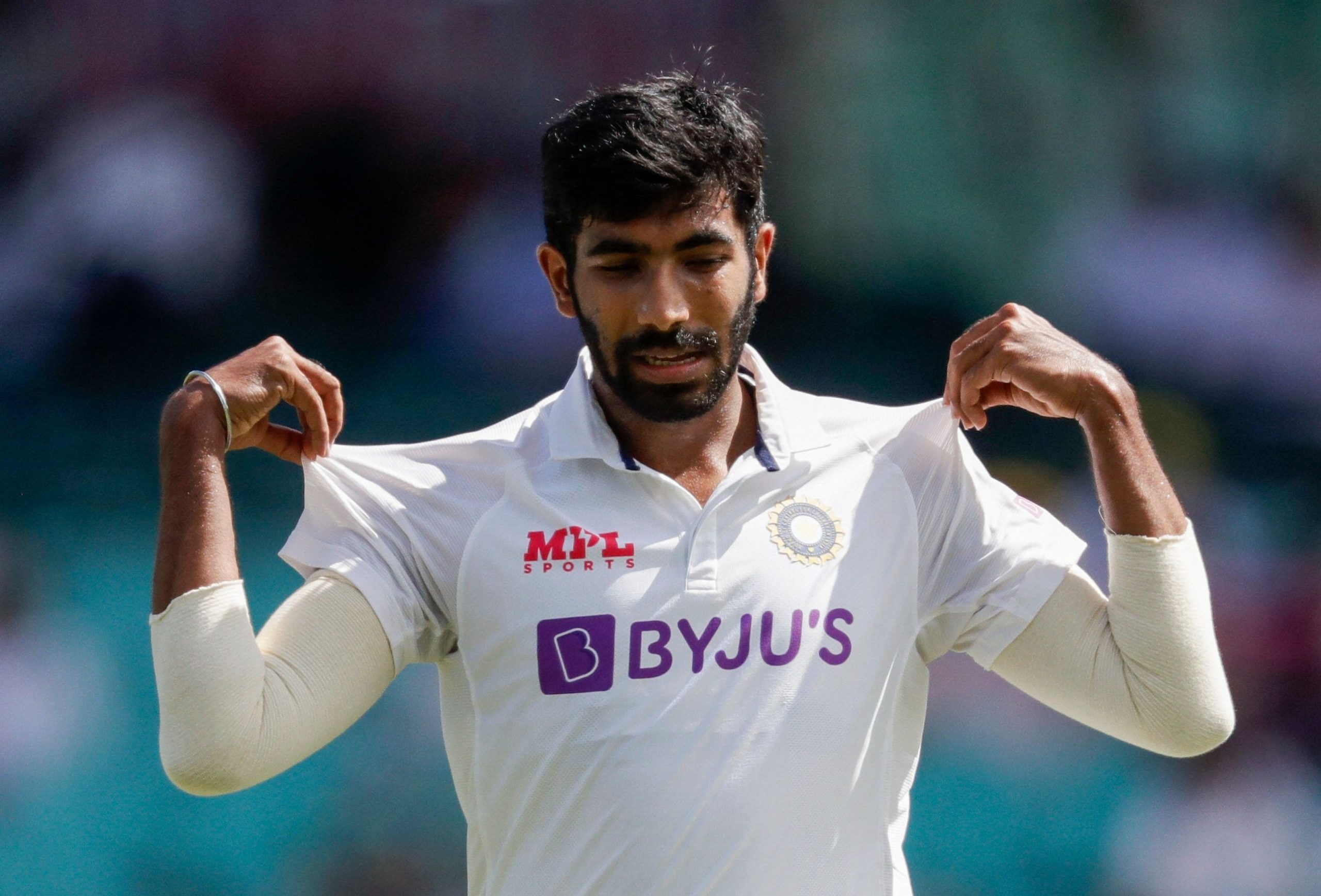 Indian pacer Jasprit Bumrah imitates bowling action of former leg spinner Anil Kumble, gets latters approval