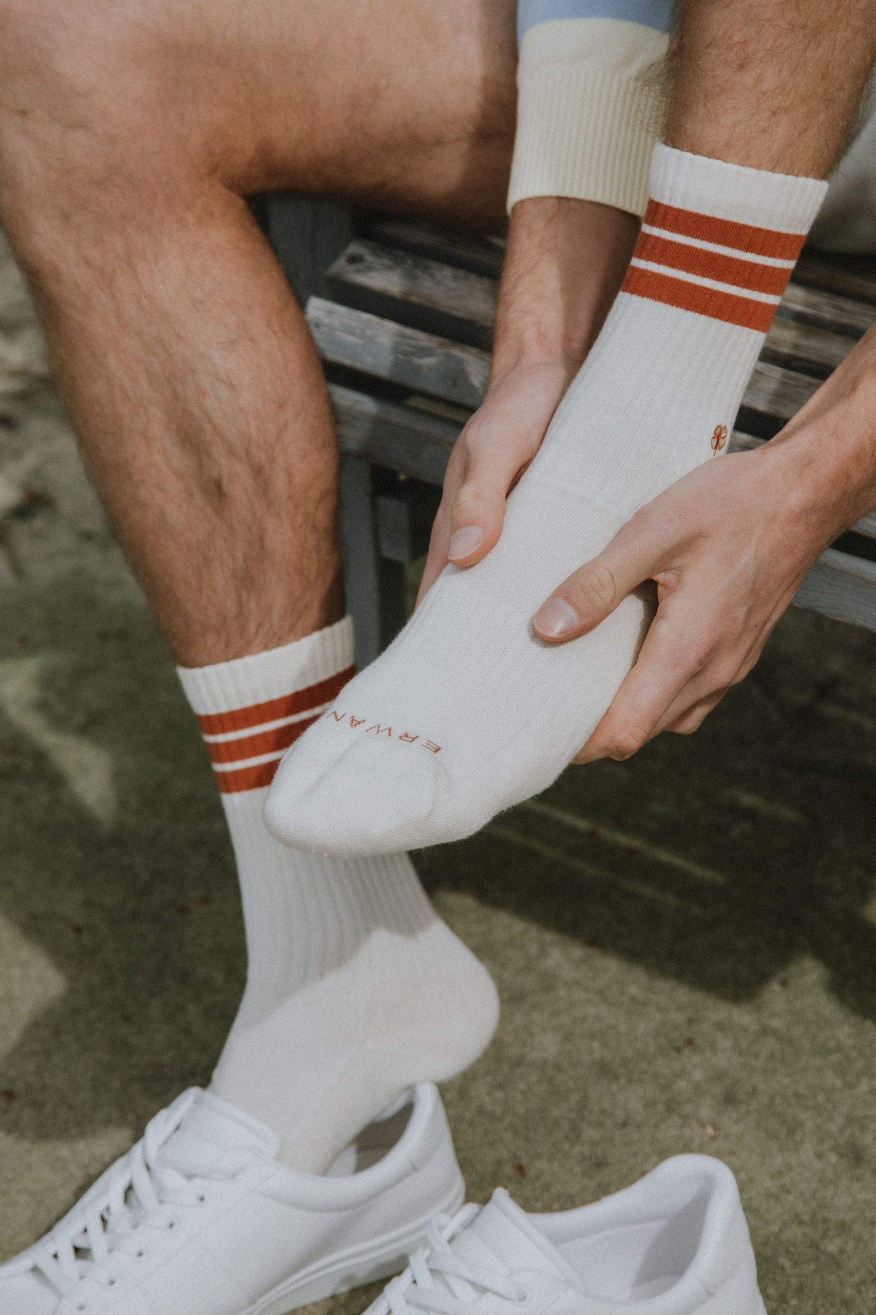 UK man earns 1.5 lakhs per month by selling his used sweaty socks online