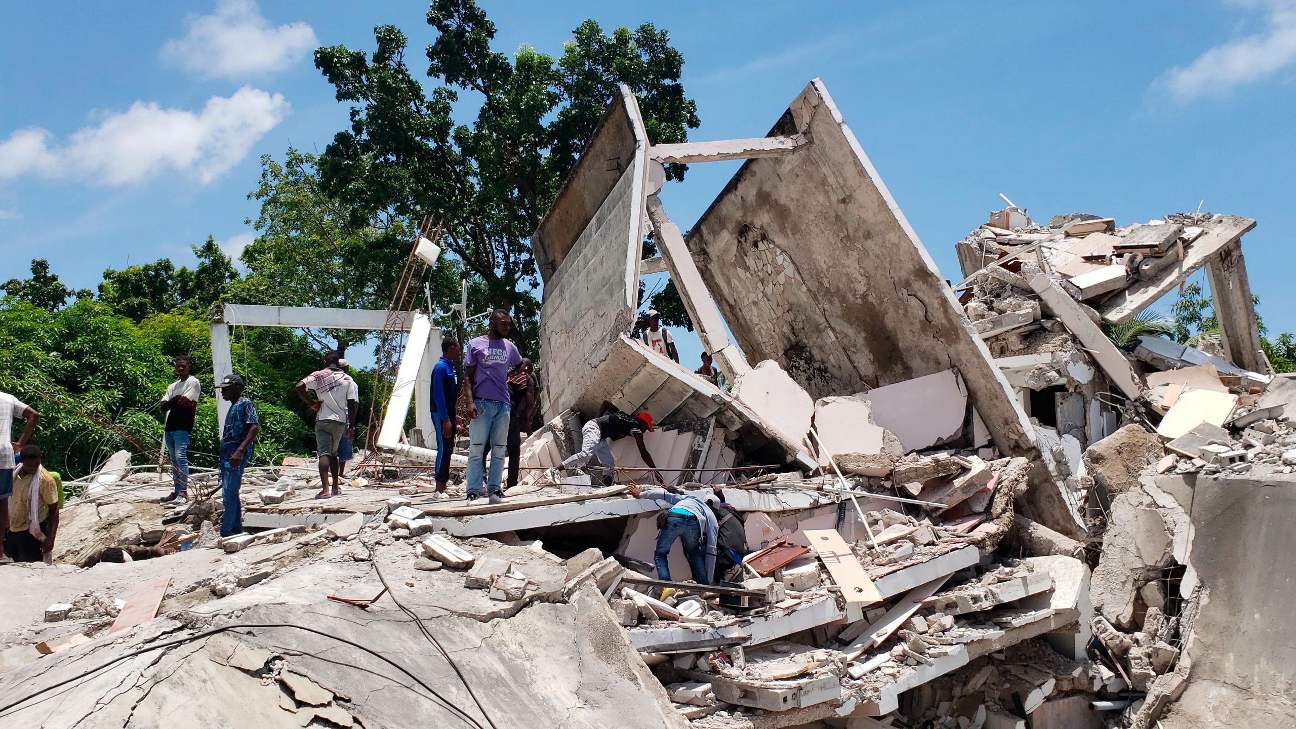 Haiti quake death toll rises to 304: Reports
