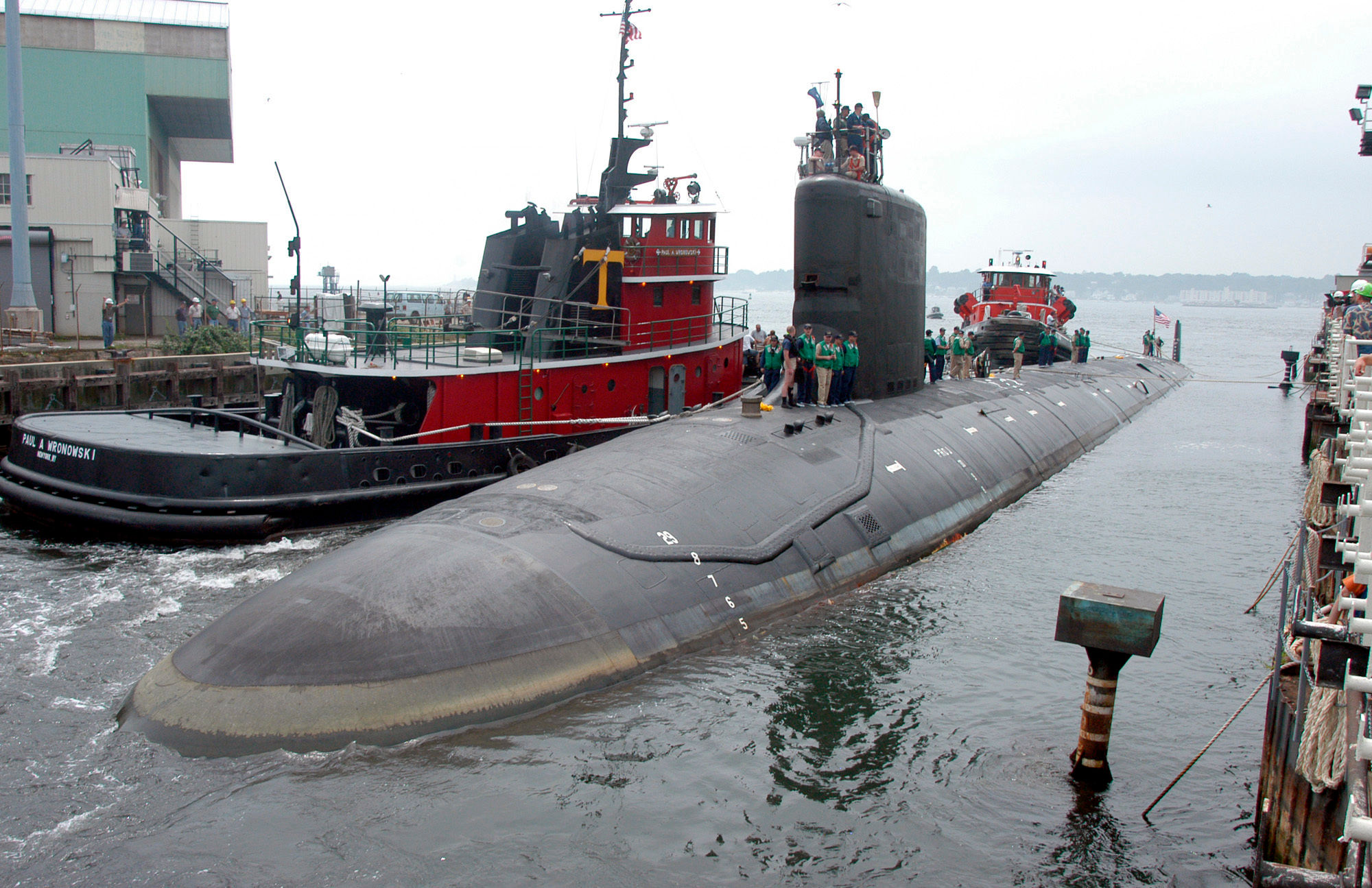 US Navy engineer, wife charged with trying to share nuclear submarine secrets
