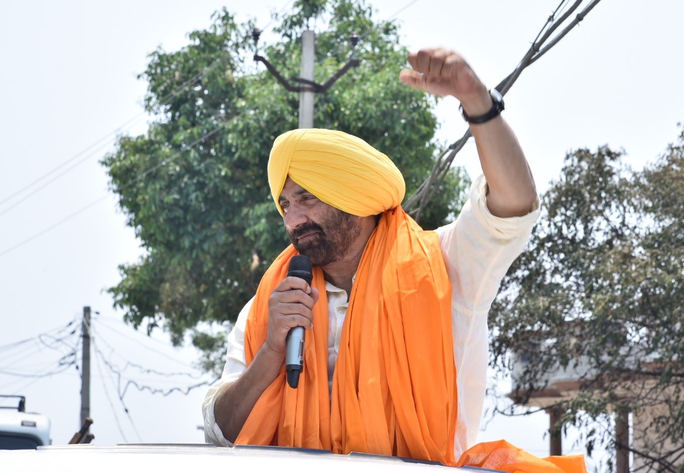 Stand with my party, will always be with farmers: Sunny Deol’s dual stand on protests